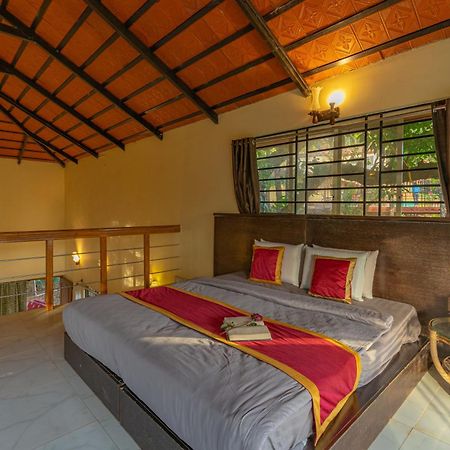 Hotel Q Swarga Retreat Attigundi Exterior foto